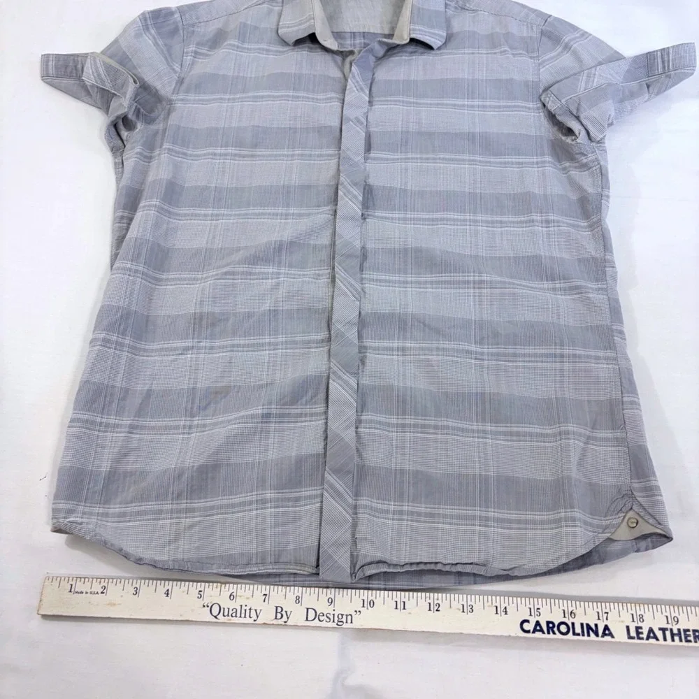 7 Diamonds Mens Grey White Plaid Preppy Button Down Shirt‎ Size M Summer Vibes